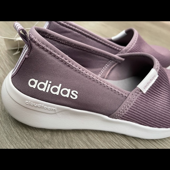 Women Adidas slip on - Picture 4 of 6
